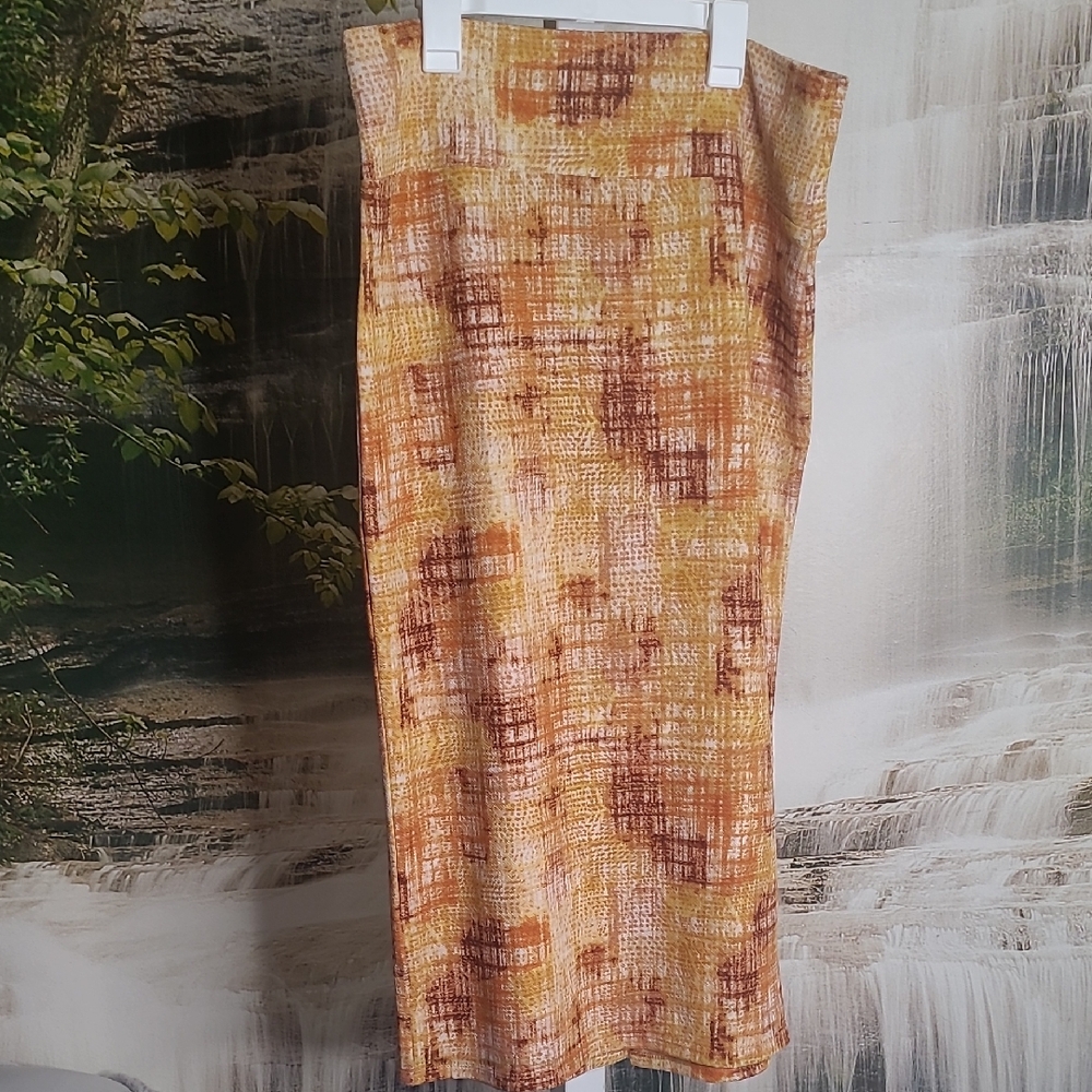 New with tags! LuLaRoe Womens Large golden stretchy maxi skirt